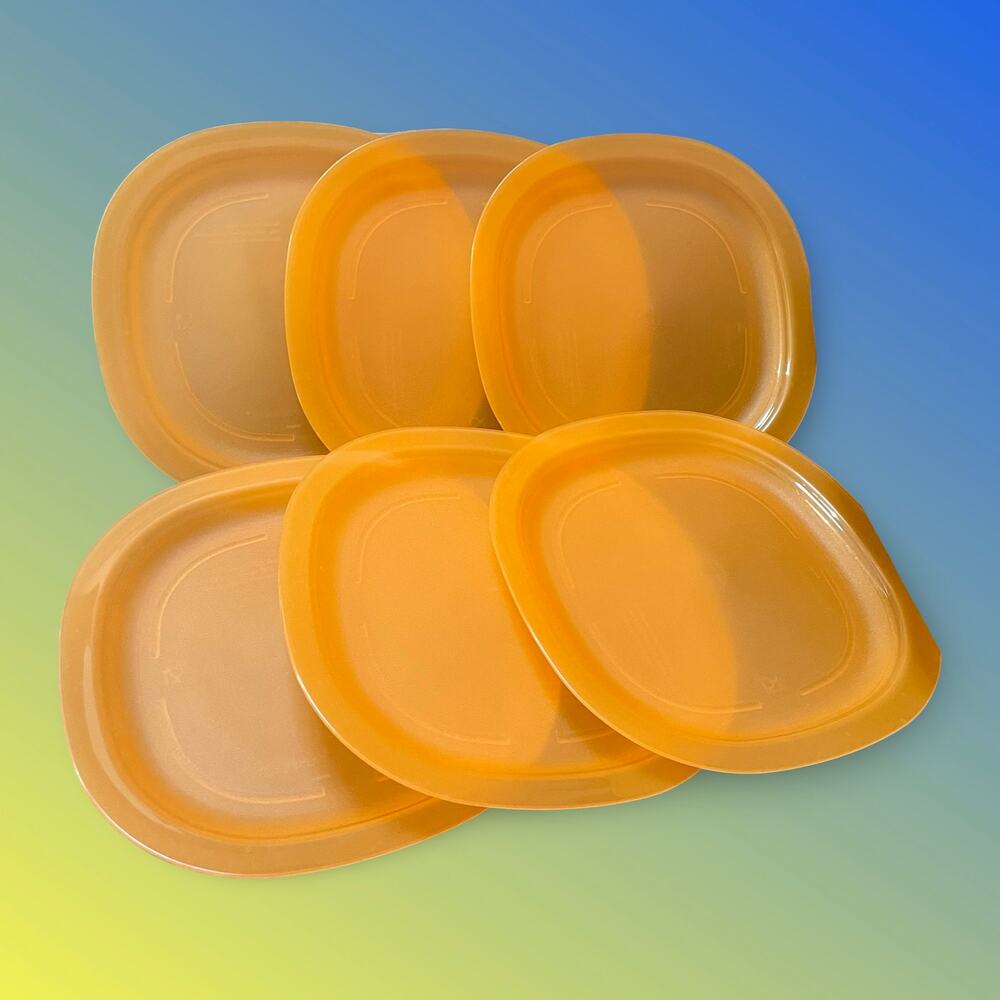 Tupperware 3398B Luncheon Plates Set of 6 Orange 9.5" Microwave Reheatable